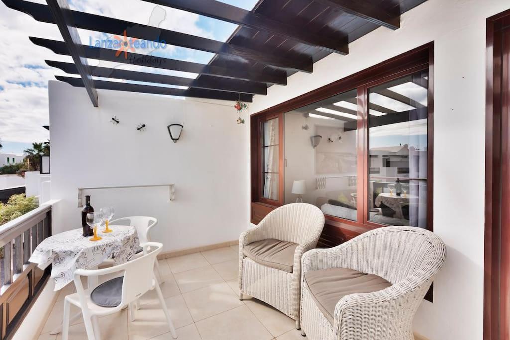 Casa Patty, Piscinas Climatizadas, Primera Linea Costa Teguise Exterior photo